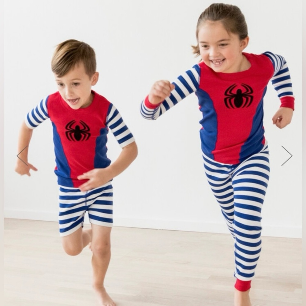 Hanna Andersson EUC Sz 5 Marvel Red Spider Logo Pajama short-set - Picture 2 of 3